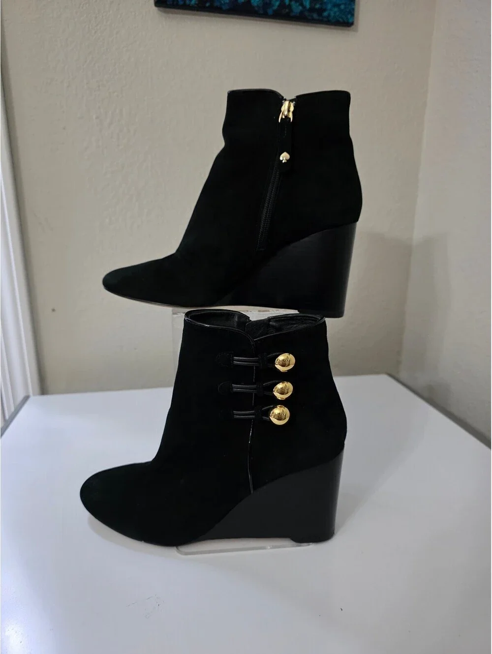 Kate Spade NY Geraldine Suede & Patent Leather Wedge Booties Gold Buttons Size 8